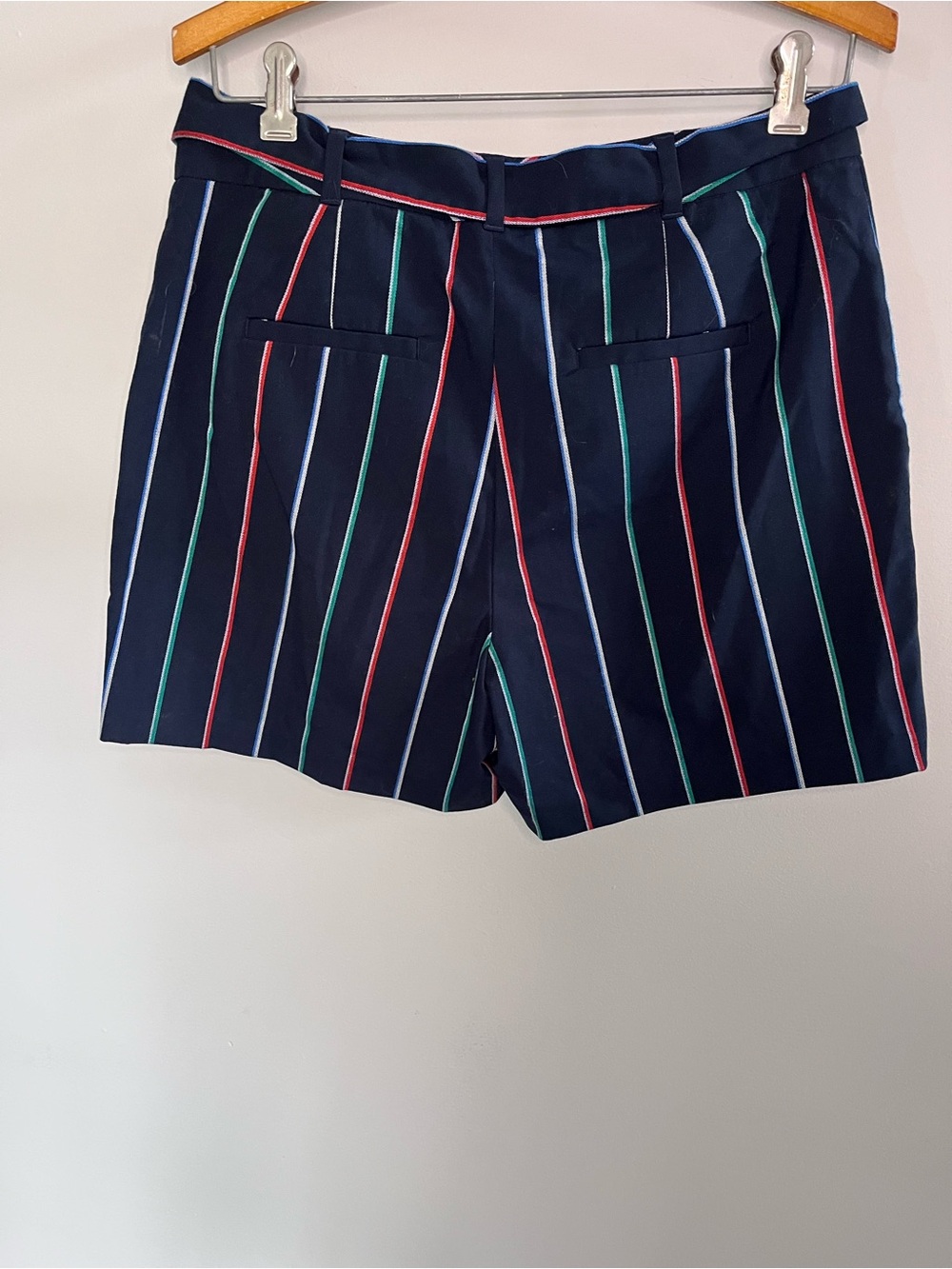 Banana Republic Womens Navy Blue Striped Tie Waist Shorts Size 6 High Rise - Picture 2 of 7